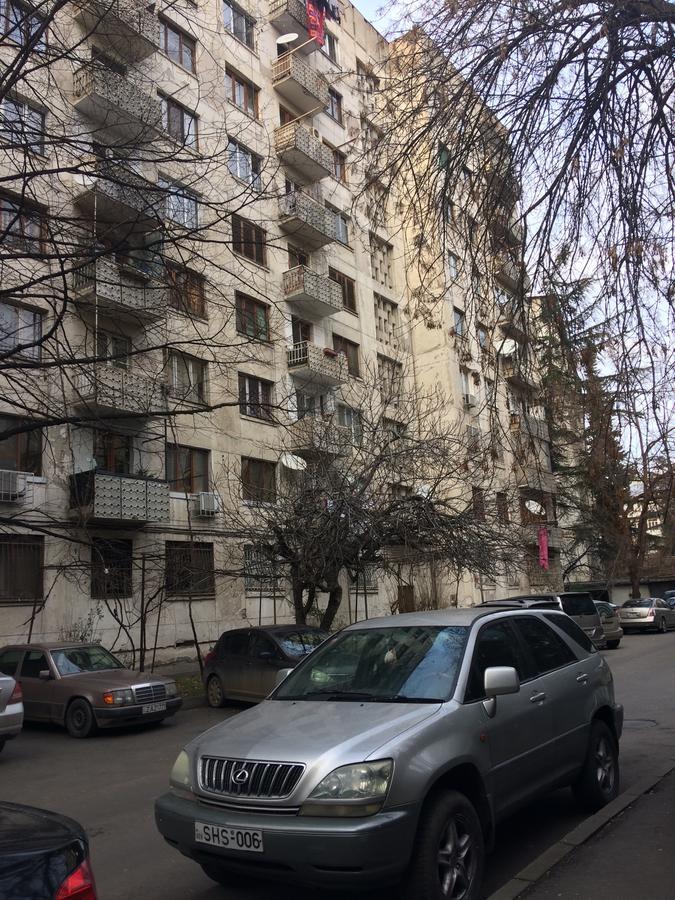 Vip Apartment At Gamrekeli Str 1 Tbilisi Bagian luar foto